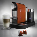 Nespresso maskin med mjölkdel